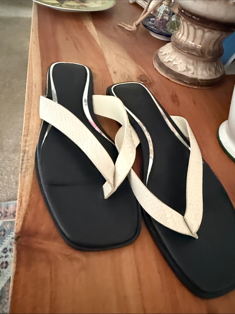 PAIGE Rae Sandal - Picture 6 of 7